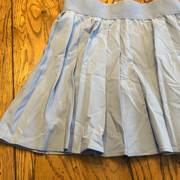Garage Tessa Tennis Skirt size Med - Picture 3 of 4